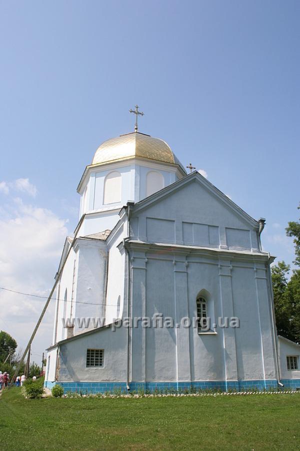 Свято-Михайлівська церква