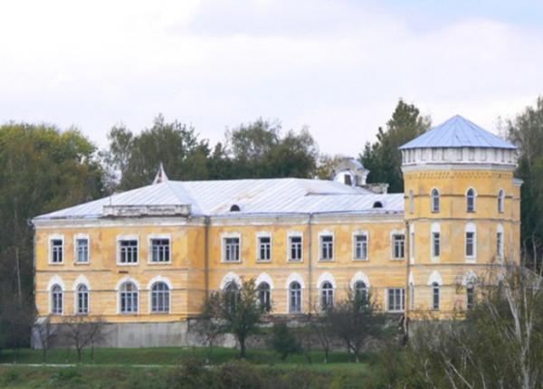 Палац Уварових-Мезенцевих (1903)