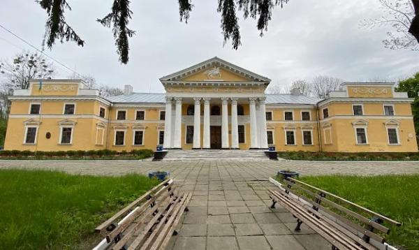 Маєток Ганських (1800)