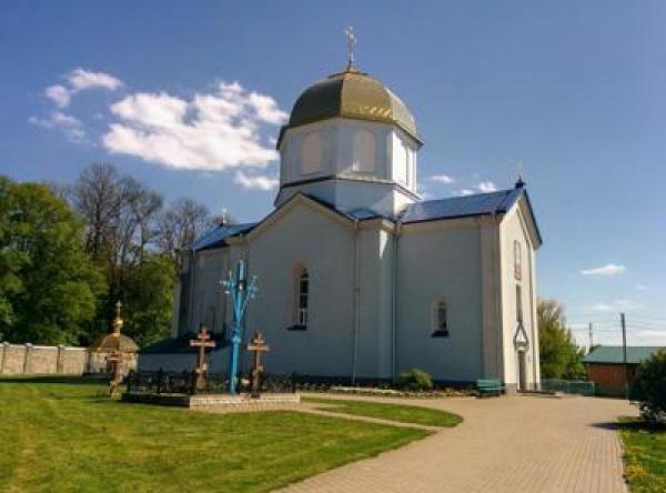 Свято-Михайлівська церква в Гощі