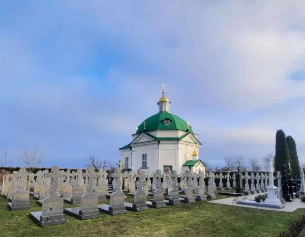 Всіхсвятська церква (1773–1775)