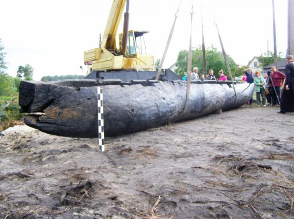 Човен-довбанка